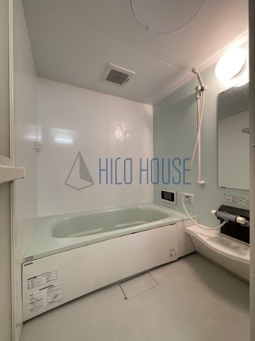 ルミエル Sの浴室