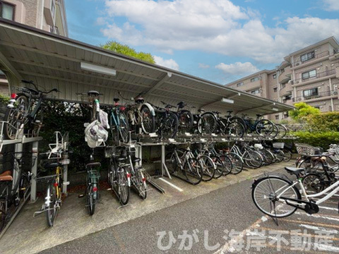 ライオンズマンション湘南辻堂の駐車場|敷地内駐輪場