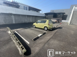 【駐車場】