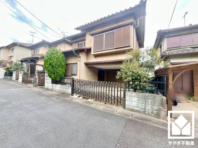 宇治市広野町寺山の外観
