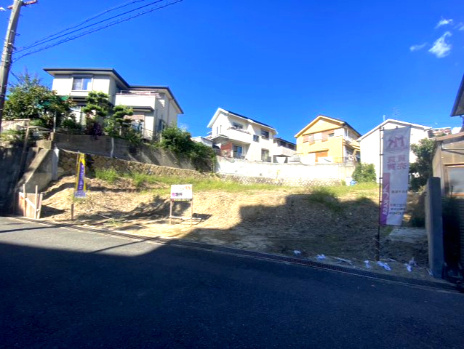 サン・タウン香里ケ丘12丁目の前面道路含む現地写真|■外観イメージのデザインから、お客様にてデザイン可能ですよ♪♪
