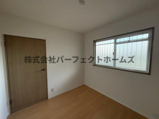 フロレスタ・ミオ山田池公園の洋室|コンパクトで使いやすい洋室です