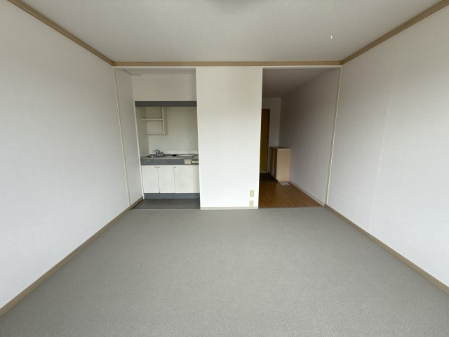 パレス苫編1番館の居間・リビング