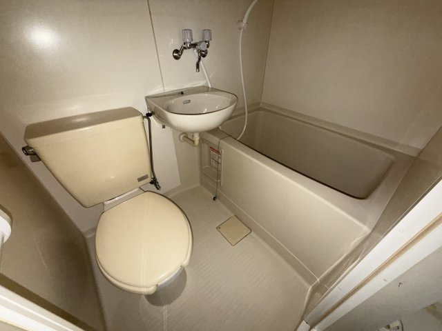 パレス苫編1番館の浴室