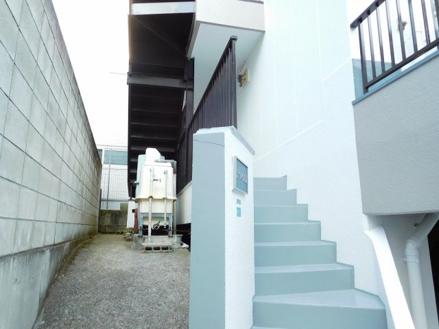グラベルハイツ南大塚のエントランス
