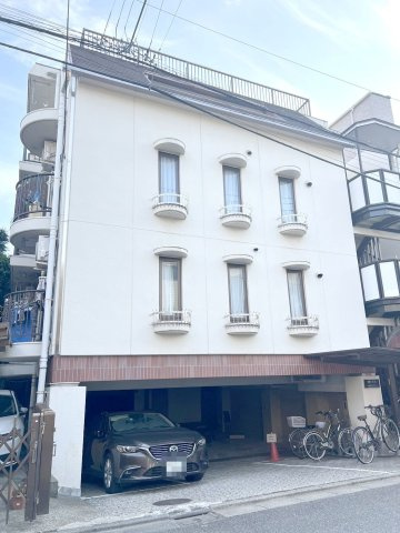 ファミール浅川の外観