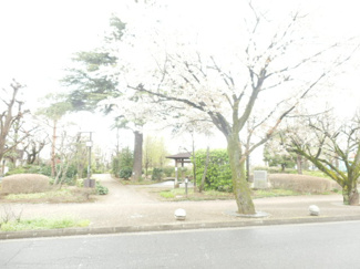 【周辺】 | 窪東公園目の前です。