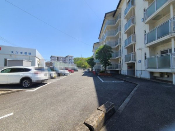 リバーサイド春日手の駐車場|☆神戸市垂水区　リバーサイド春日手☆