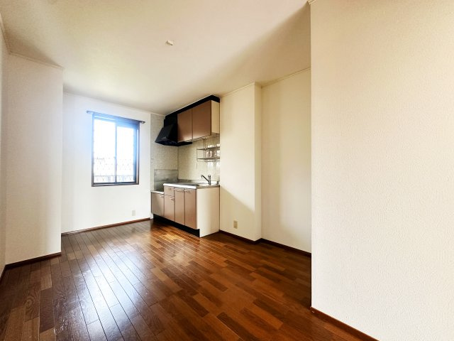 レトア山城の居間・リビング|ゆったり過ごせる居間です