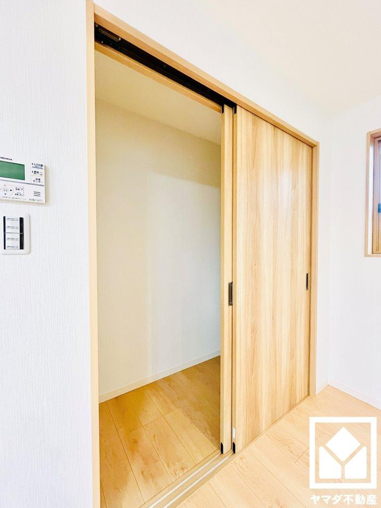 京田辺市三山木越前　４号地の収納