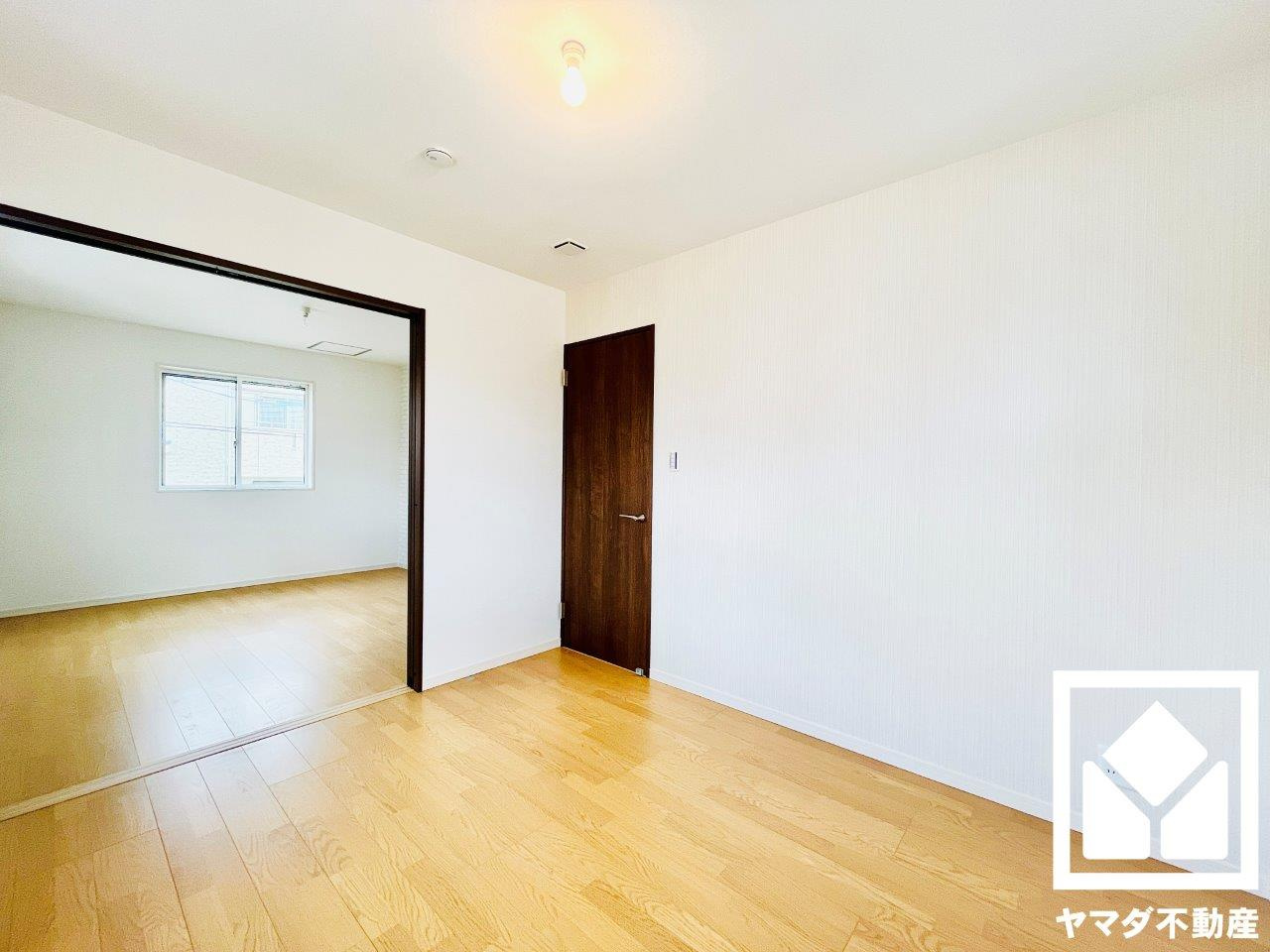 京田辺市三山木越前　25号地の洋室