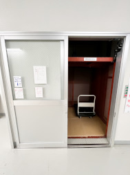 植松町貸倉庫の内装