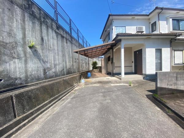 和歌山市鳴神　土地の前面道路含む現地写真