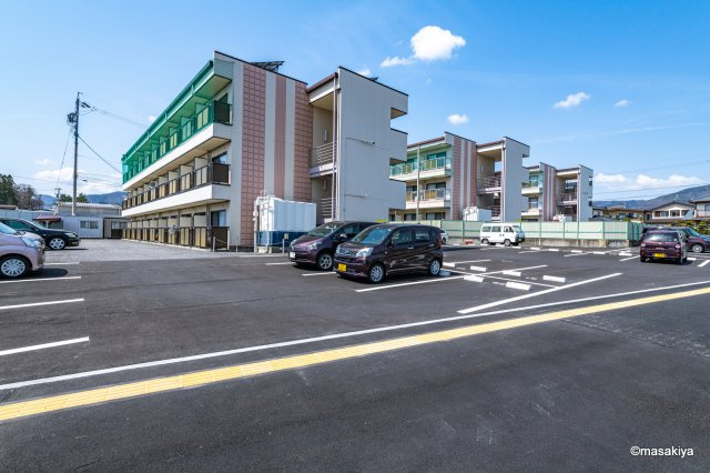 ブラウンヒルズ3番館