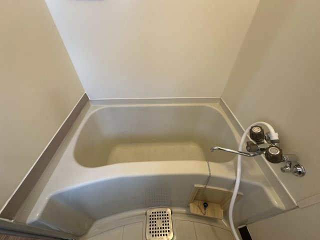 フジハイツの浴室