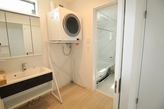 一ツ橋　5号地　新築戸建（全6区画）の独立洗面台