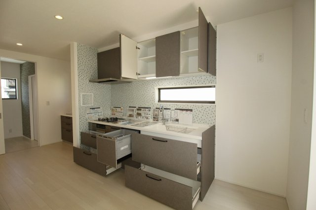 一ツ橋　5号地　新築戸建（全6区画）のキッチン|1F　LDK　15.5帖