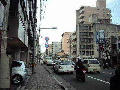ファーストコート御所西の周辺|前面道路