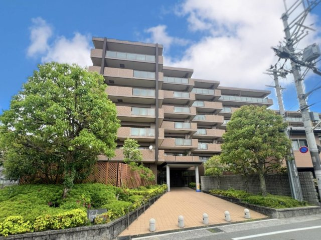 藤和ライブタウン山科の外観