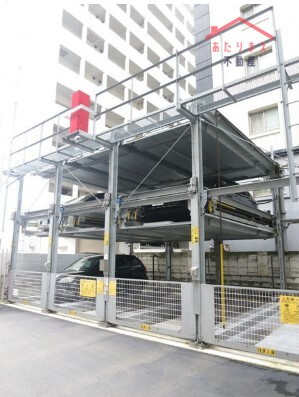 ラ・メール港の駐車場