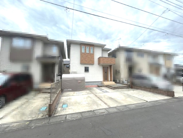 行田市藤原町～中古戸建住宅～の前面道路含む現地写真|広いお庭です