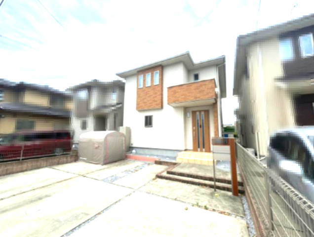 行田市藤原町～中古戸建住宅～の前面道路含む現地写真