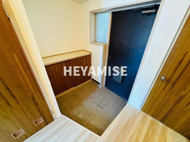 第2マスダハイツの玄関