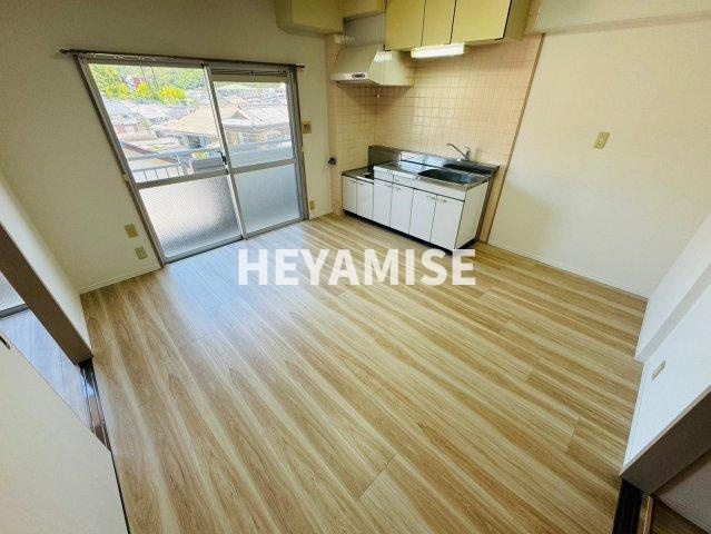 第2マスダハイツの居間・リビング