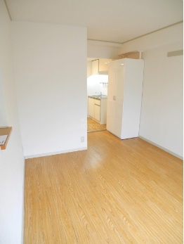 鞍馬口アイビーハウスの居間・リビング