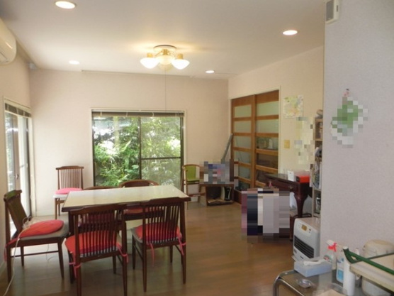 【居間・リビング】 | 大室高原別荘地　戸建