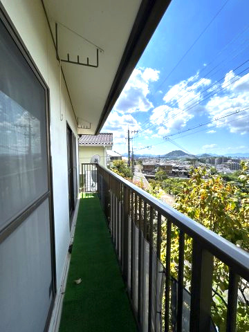 【バルコニー】