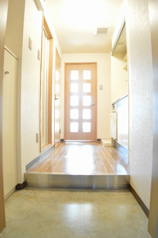 二条CUBEの居間・リビング