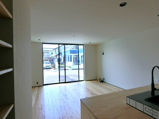 DOTOWN HOUSE By The Seaの居間・リビング