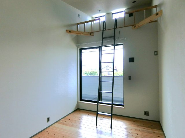 DOTOWN HOUSE By The Seaの洋室