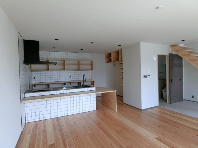 DOTOWN HOUSE By The Seaの居間・リビング