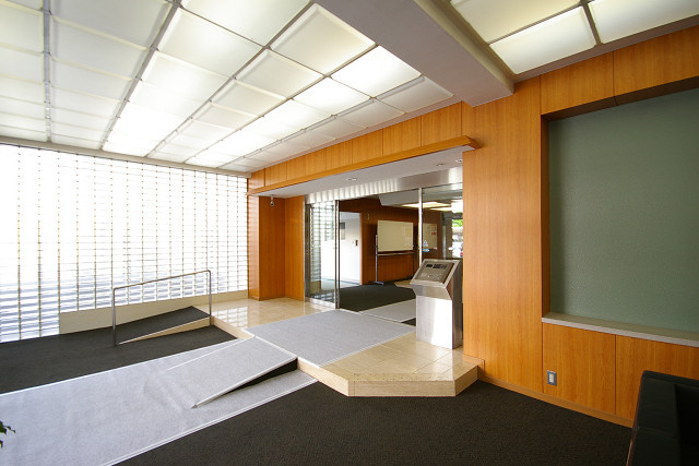 【エントランス】