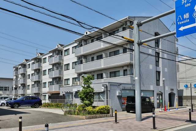 学生会館 Uni E'meal 京都三山木の外観