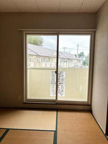 フォーラム東洋C棟の和室|明るい和室です