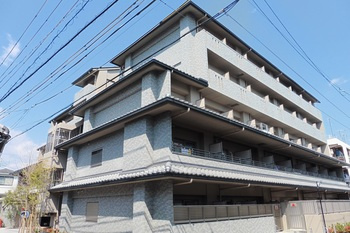 LA・CREA京都御苑北の外観