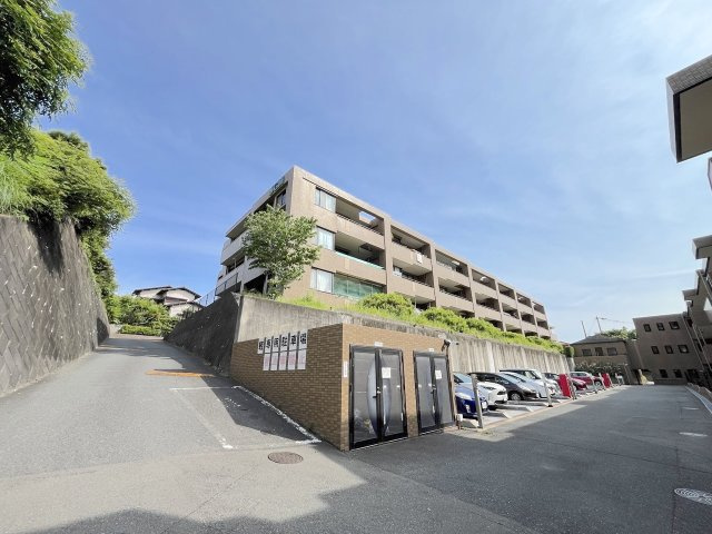 JGMヴェルデ友丘 弐番館の外観