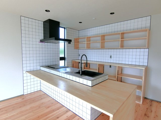 DOTOWN HOUSE By The Seaのキッチン