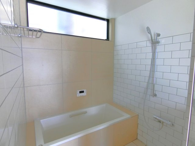 DOTOWN HOUSE By The Seaの浴室