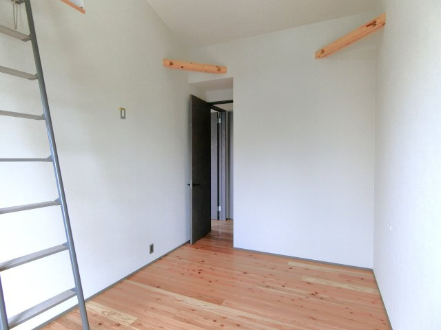 DOTOWN HOUSE By The Seaの洋室