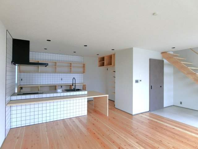 DOTOWN HOUSE By The Seaの居間・リビング