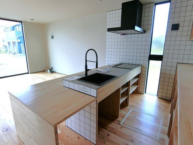 DOTOWN HOUSE By The Seaのキッチン