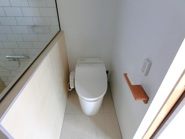 DOTOWN HOUSE By The Seaのトイレ