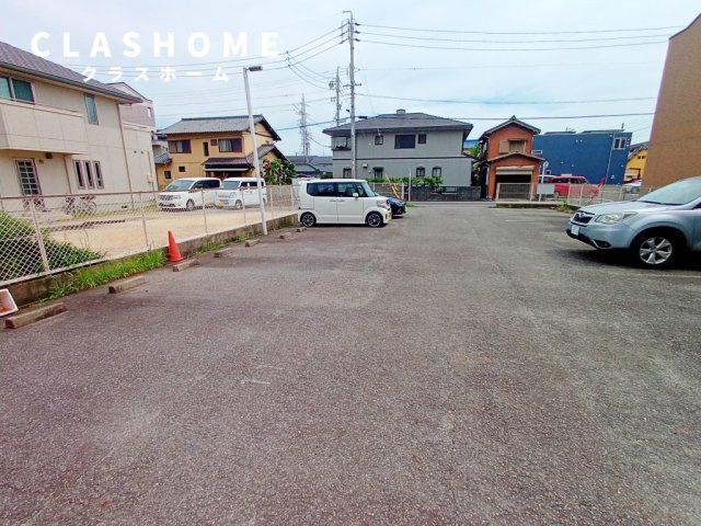 クレスト共和　　刈谷市近郊の賃貸ならクラスホーム刈谷の駐車場