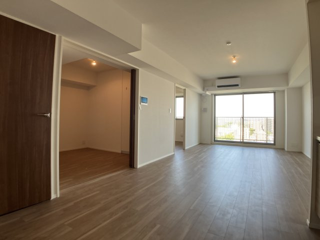 パークアクシス市川の居間・リビング