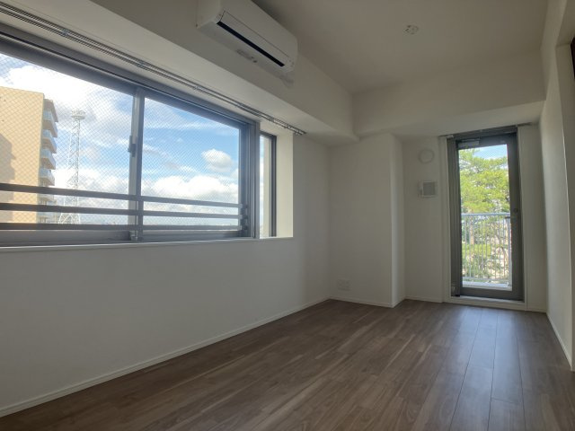 パークアクシス市川の居間・リビング