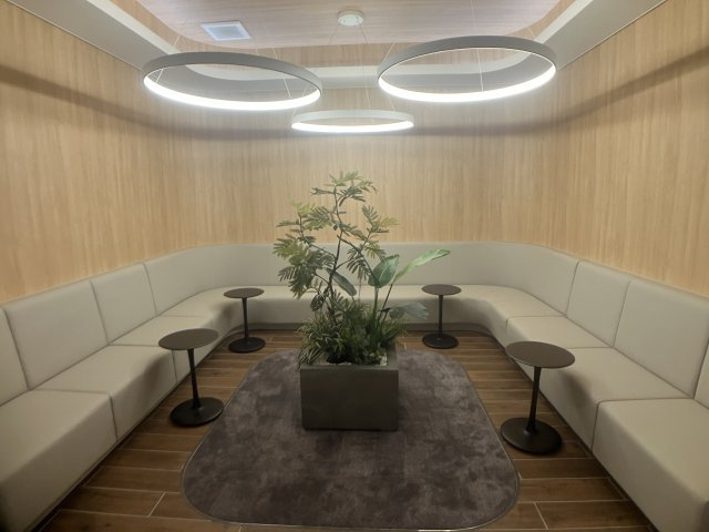 パークアクシス市川のロビー